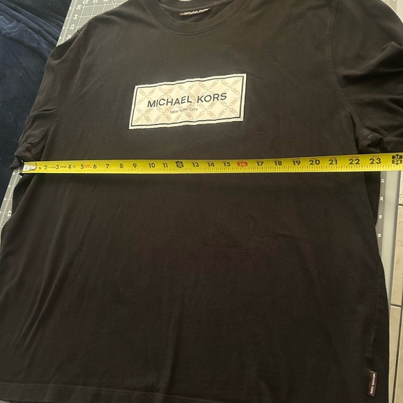 Michael Kors Black Short Sleeve Tee - Picture 6 of 8